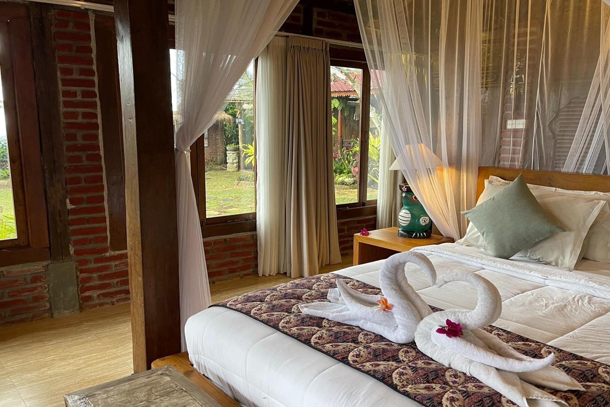Villa Kts - Kubu Tepi Sawah Selemadeg Exterior foto